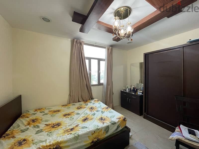 Well furnished Room in posh area of Mahooz with Lift and parking space 6