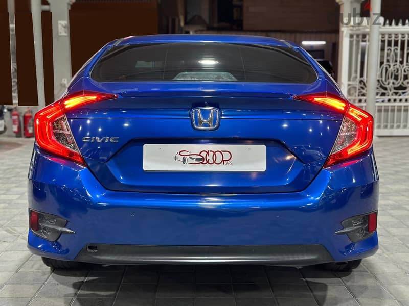 Honda Civic 2019 11