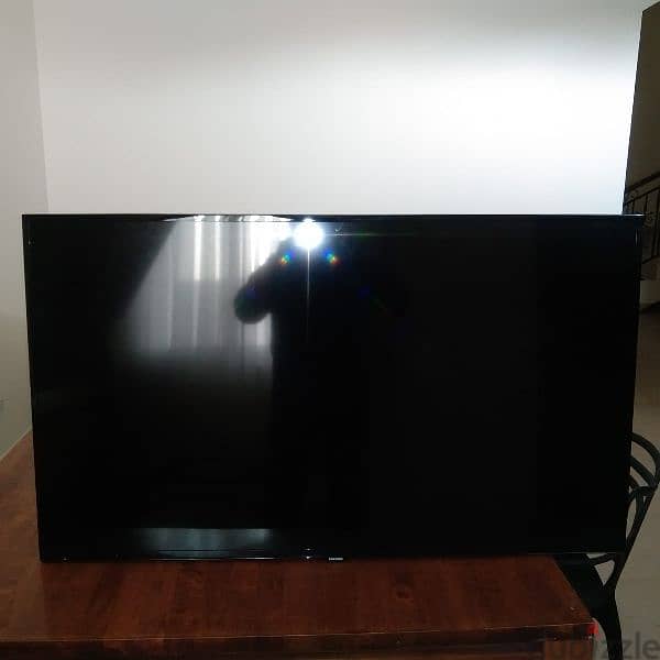 SAMSUNG 48 INCH TV 1