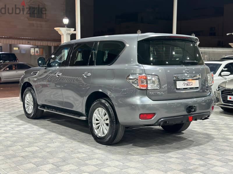 Nissan Patrol 2016 10