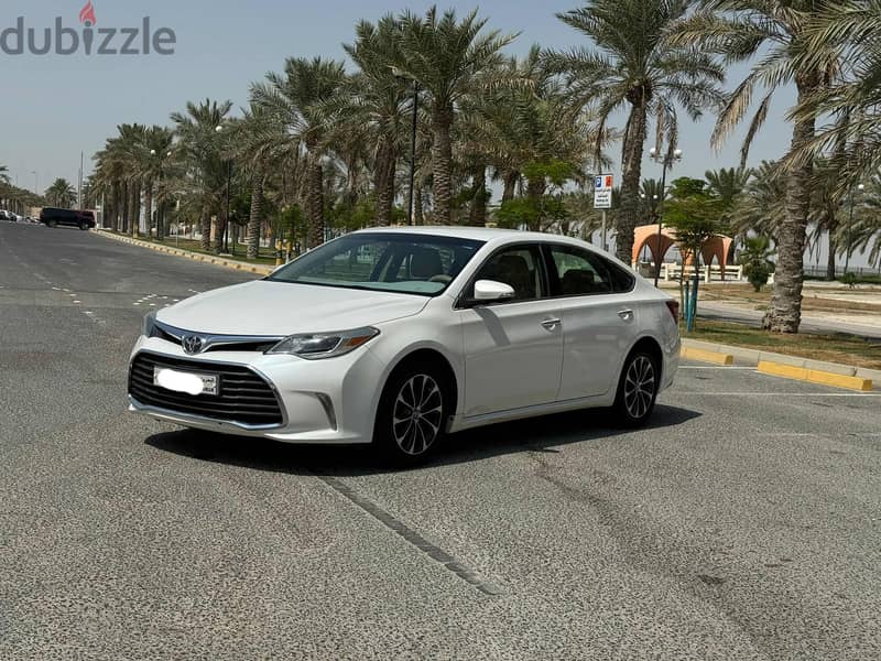 Toyota Avalon 2017 pearl 1