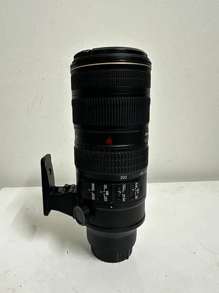 Nikon 70-200mm F2.8 VR II Telephoto Zoom lens 2