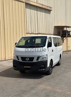 Nissan Urvan 2015