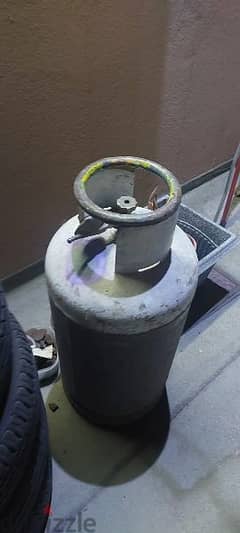 Gas cylinder with reguator 0