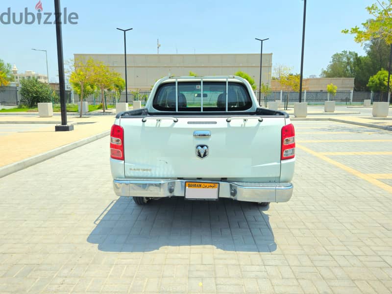 Toyota Hilux 2019-Mitsubishi L200-Dodge Ram 1200 9