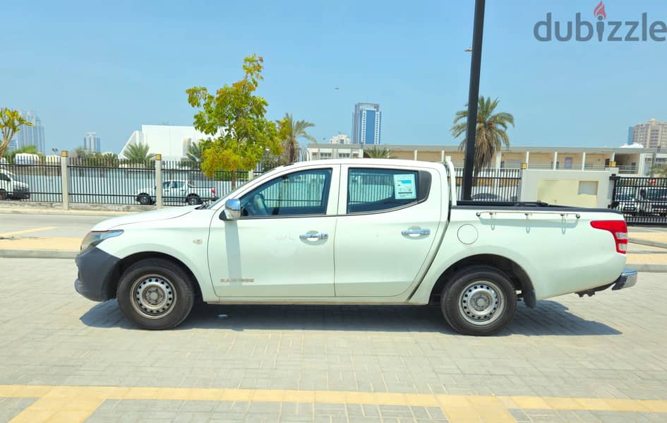 Toyota Hilux 2019-Mitsubishi L200-Dodge Ram 1200 11