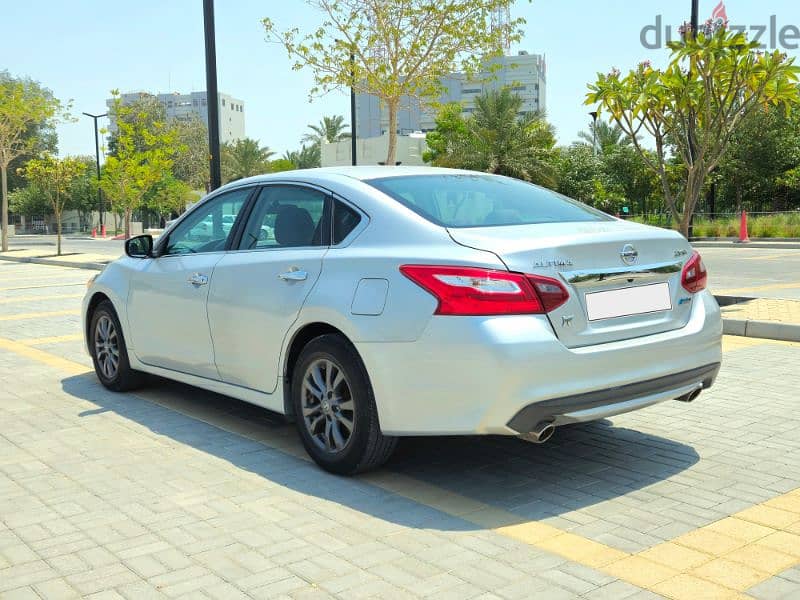 NISSAN ALTIMA 2018 URGENTY FOR SALE 4