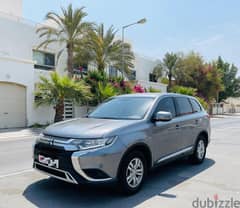 Mitsubishi Outlander 2019 model for sale. . . .