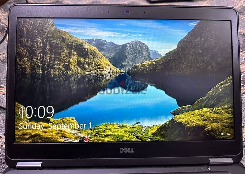 Dell Latitude E7450 8GB RAM 256GB SSD PERFECTLY WORKING 0