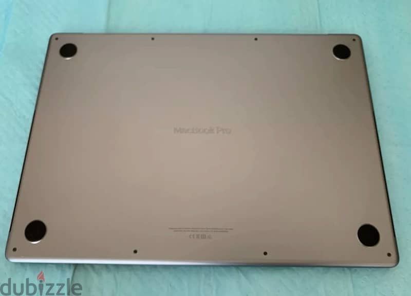 2021 Apple MacBook Pro 16", M1 Max, 64GB, 4TB SSD, 32-GPU, Applecare+ 1