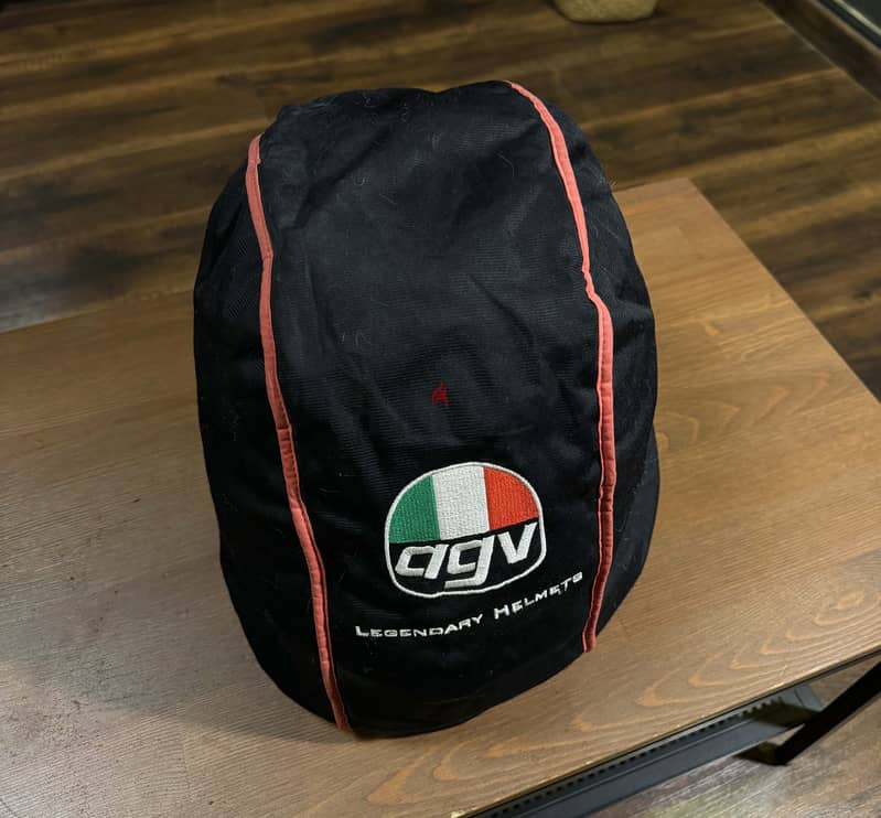 AGV GP TECH 7 - Carbon Fiberglass - light as Feather 4