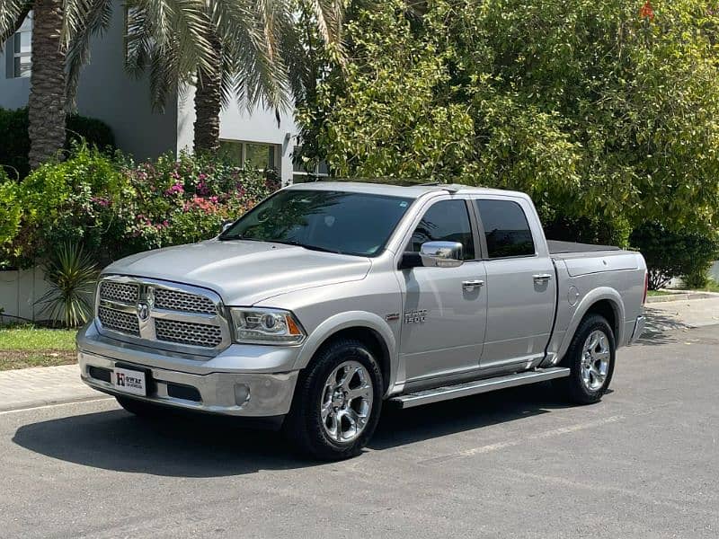 2015 model Dodge Ram 1500 LARAMIE 6