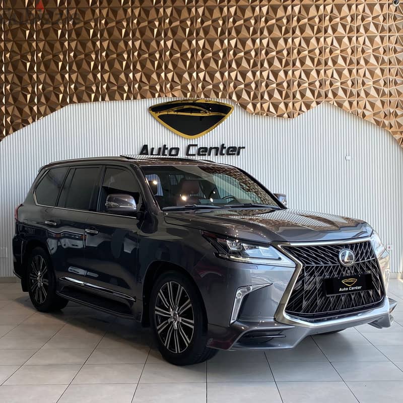 Lexus LX 570s 1