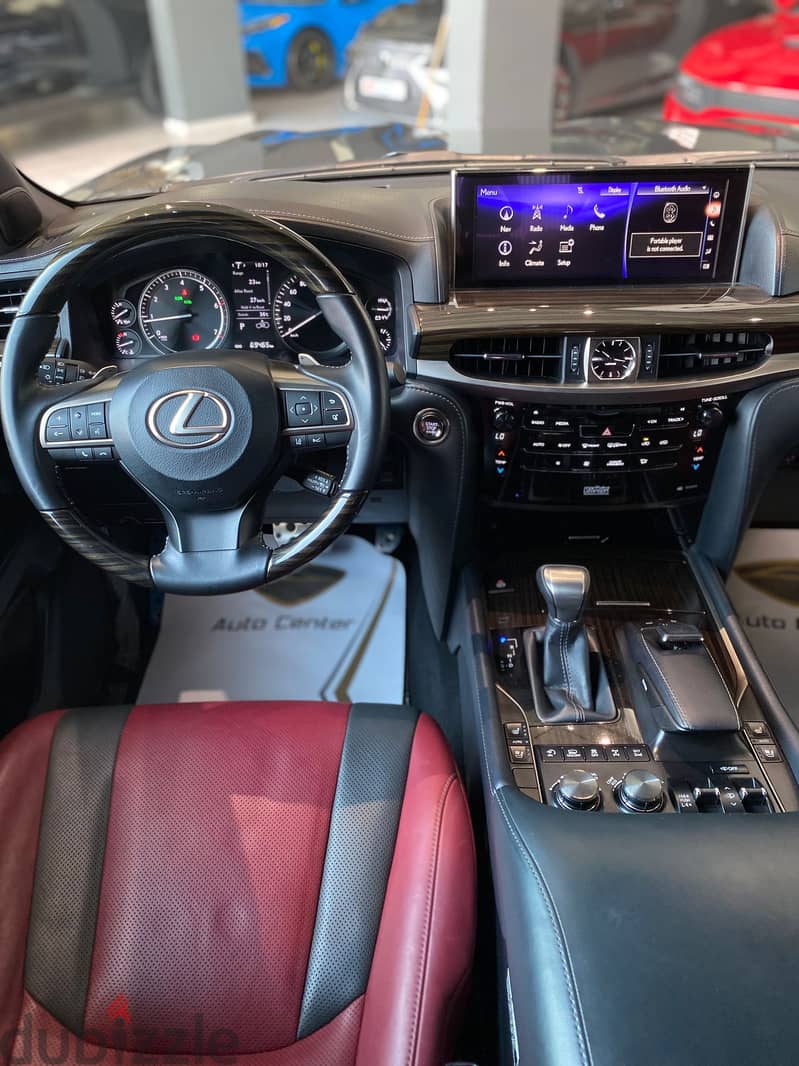 Lexus LX 570s 8