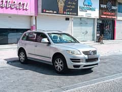 Volkswagen Touareg 2009 V6 3.5L Full Option Compact SUV FOR Sale 0