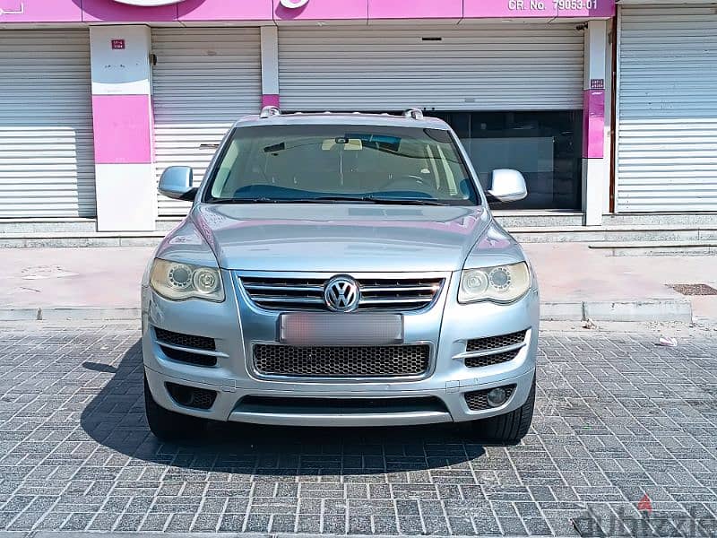 Volkswagen Touareg 2009 V6 3.5L Full Option Compact SUV FOR Sale 1