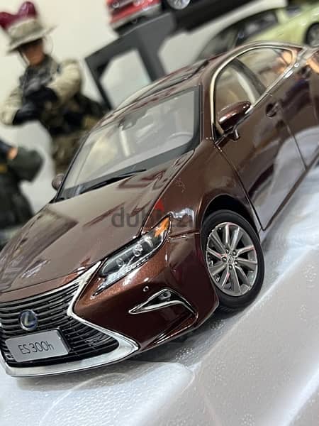 1:18 diecast lexus es350h 15