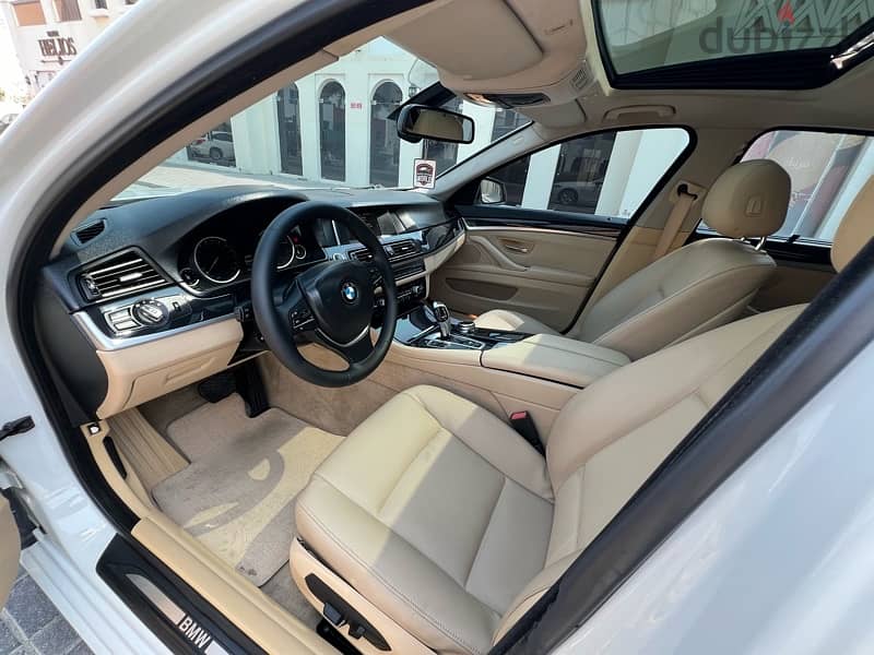 BMW 5-Series 2015 10