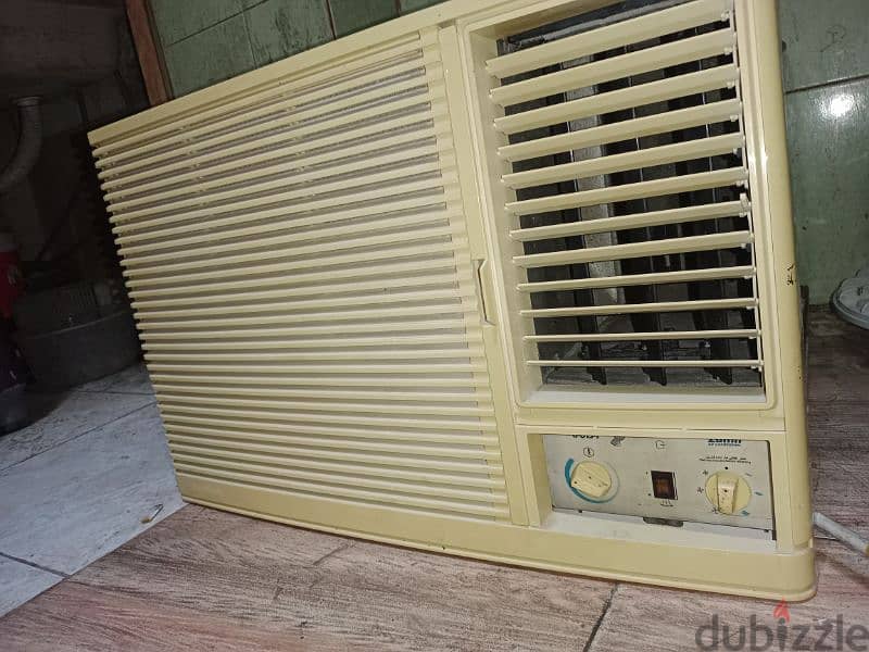 Window AC for sale with fixing 1