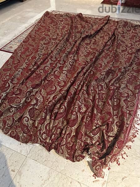 6 curtains in excellent condition 5