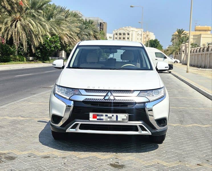 MITSUBISHI OUTLANDER 4×4 2019 SINGEL OWNER 1