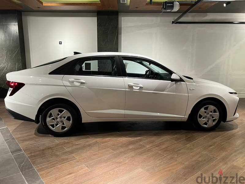 HYUNDAI ACCENT 1.6 2024 MODEL FOR SALE 8