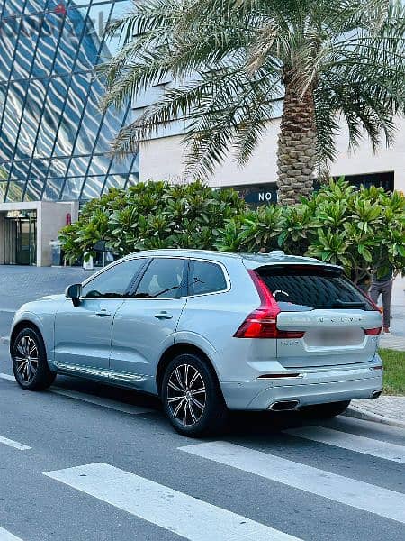 Volvo XC60 2018 model. full option. singke owner. fully agent maintain 6