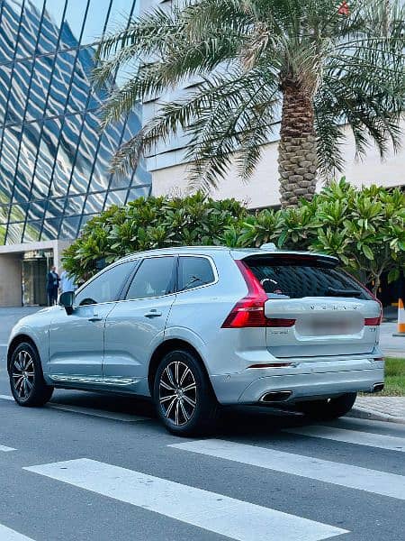 Volvo XC60 2018 model. full option. singke owner. fully agent maintain 9