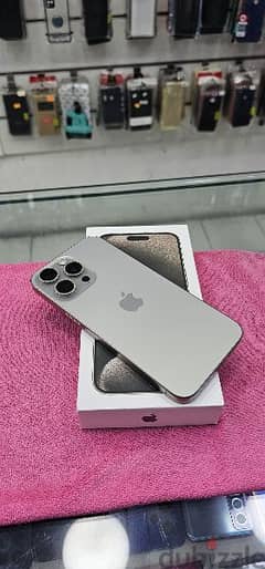 iPhone 15pro max national Titanium 256GB