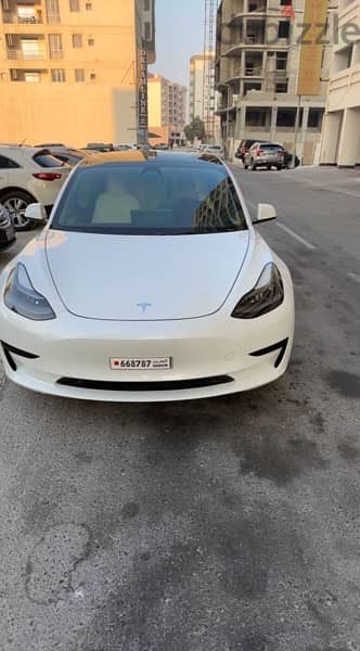 Tesla Model 3 2