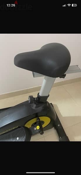 Elliptical trainer machine.