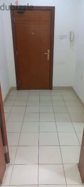 studio flat in Muharraq for rent 4