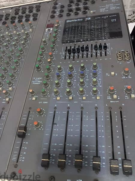 16 Channel Mixer 1