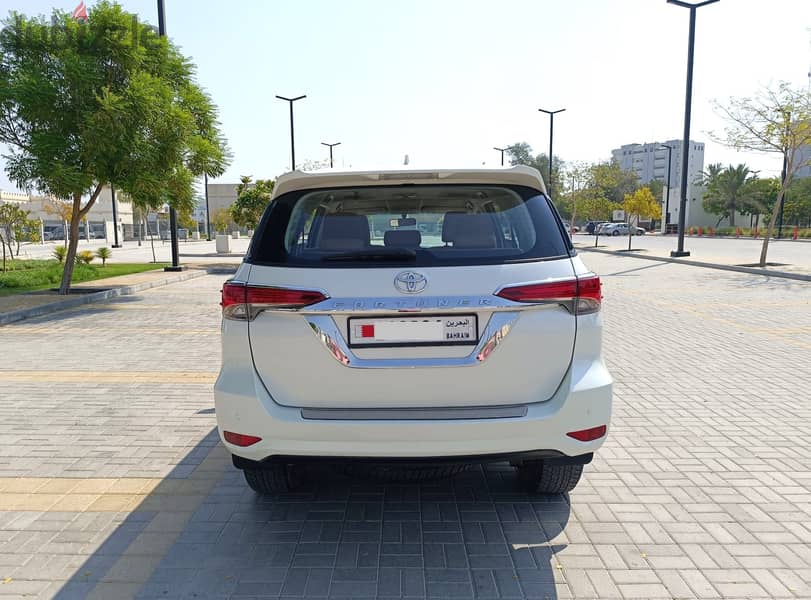 Toyota Fortuner 2019 8