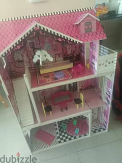 Doll house for Sale