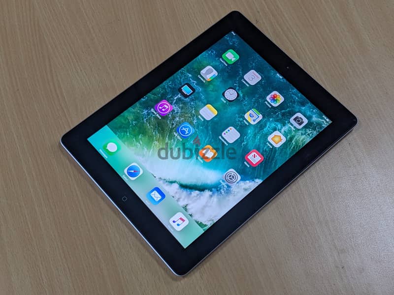 Apple iPad 4 Good Working 16GB [ FREE AIR PONDS } Cell: 39548774 2