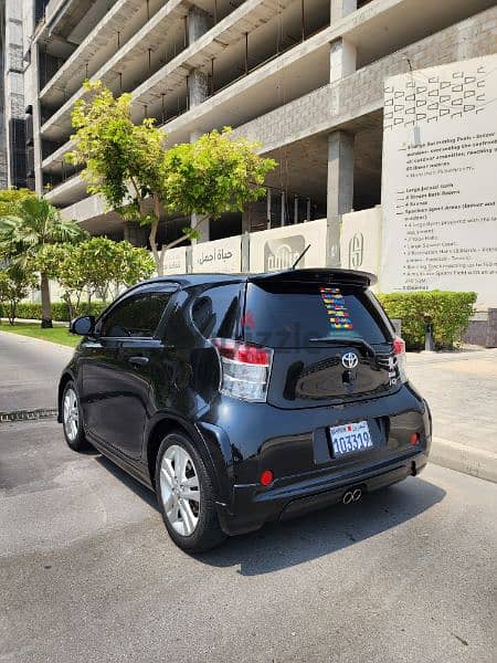 Toyota IQ 2011 3