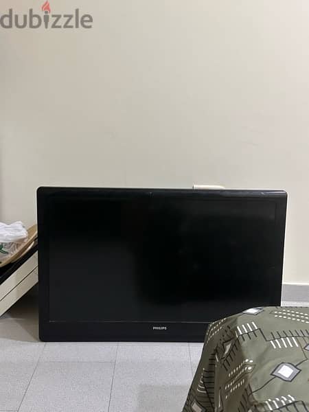 Non-smart TV 42” for sale in good condition 1