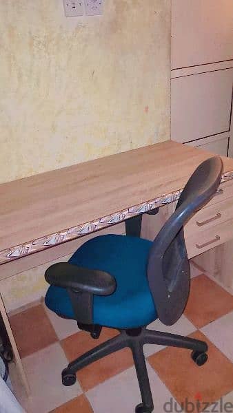 OFFICE TABLE + OFFICE CHAIR FOR SALE 1