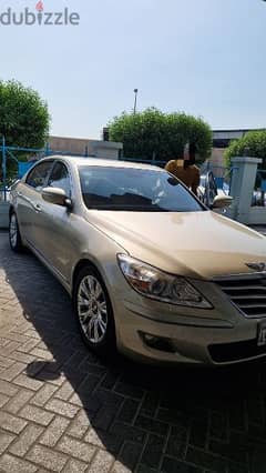 Hyundai Genesis (Low Mileage!!)