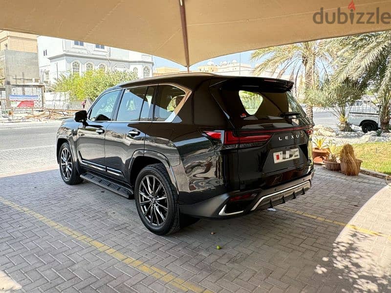 2023 model Lexus LX-600 F Sport 4