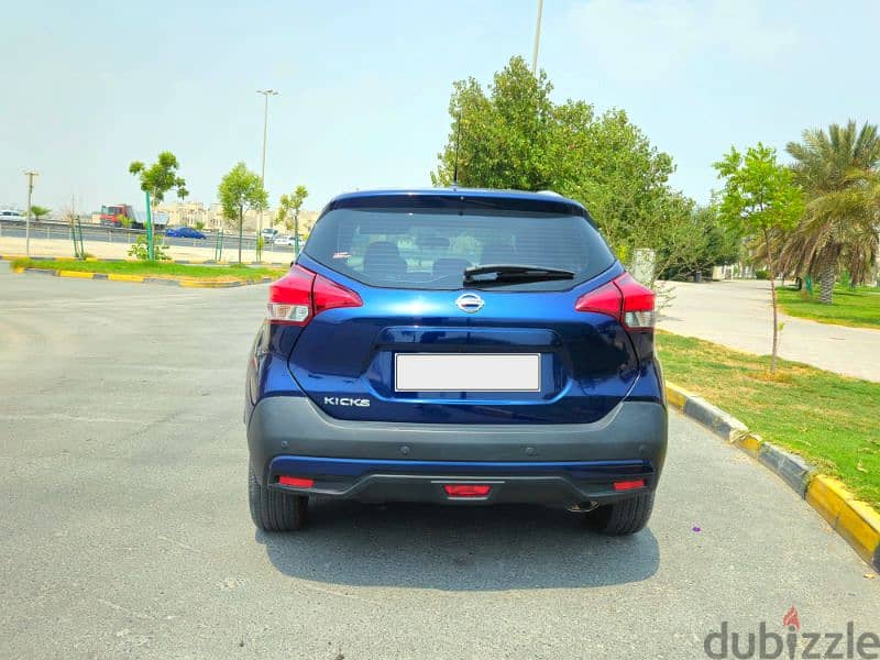 NISSAN KICKS 2020 LOW KILLOMETERS URGENTY FOR SALE 4