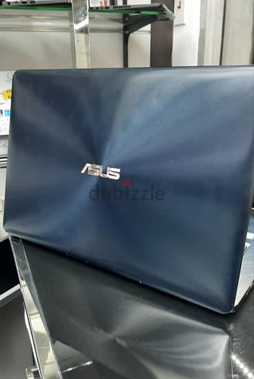 ASUS ZenBook Pro 15,15.6”UHD 4K TouchScreen, Core i-9-8th Gen, Gp 4GB 1