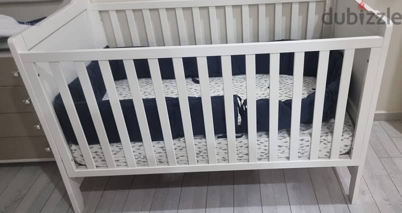 baby crib 0