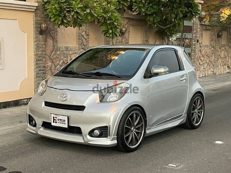 Toyota IQ 2012 0