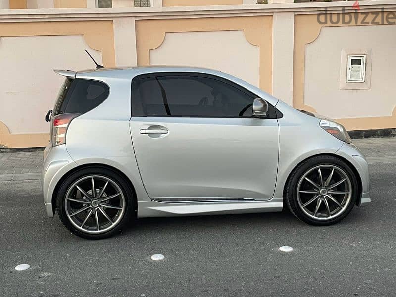 Toyota IQ 2012 2