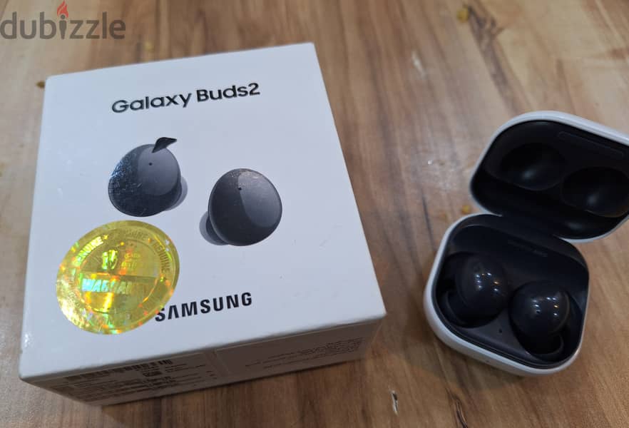 Samsung buds 2 in same like new condition 3