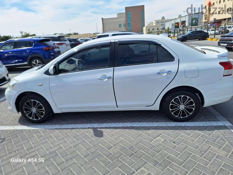 Toyota Yaris 2010 5