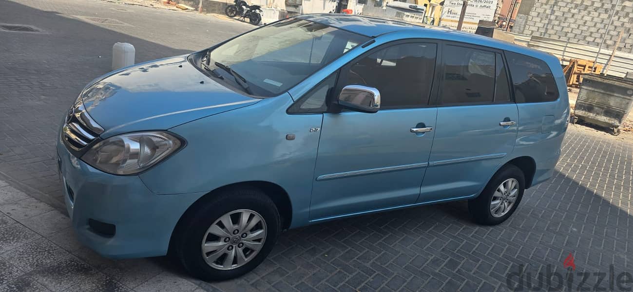 Toyota Innova 2010 0