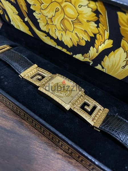 VERSACE vintage watch 1